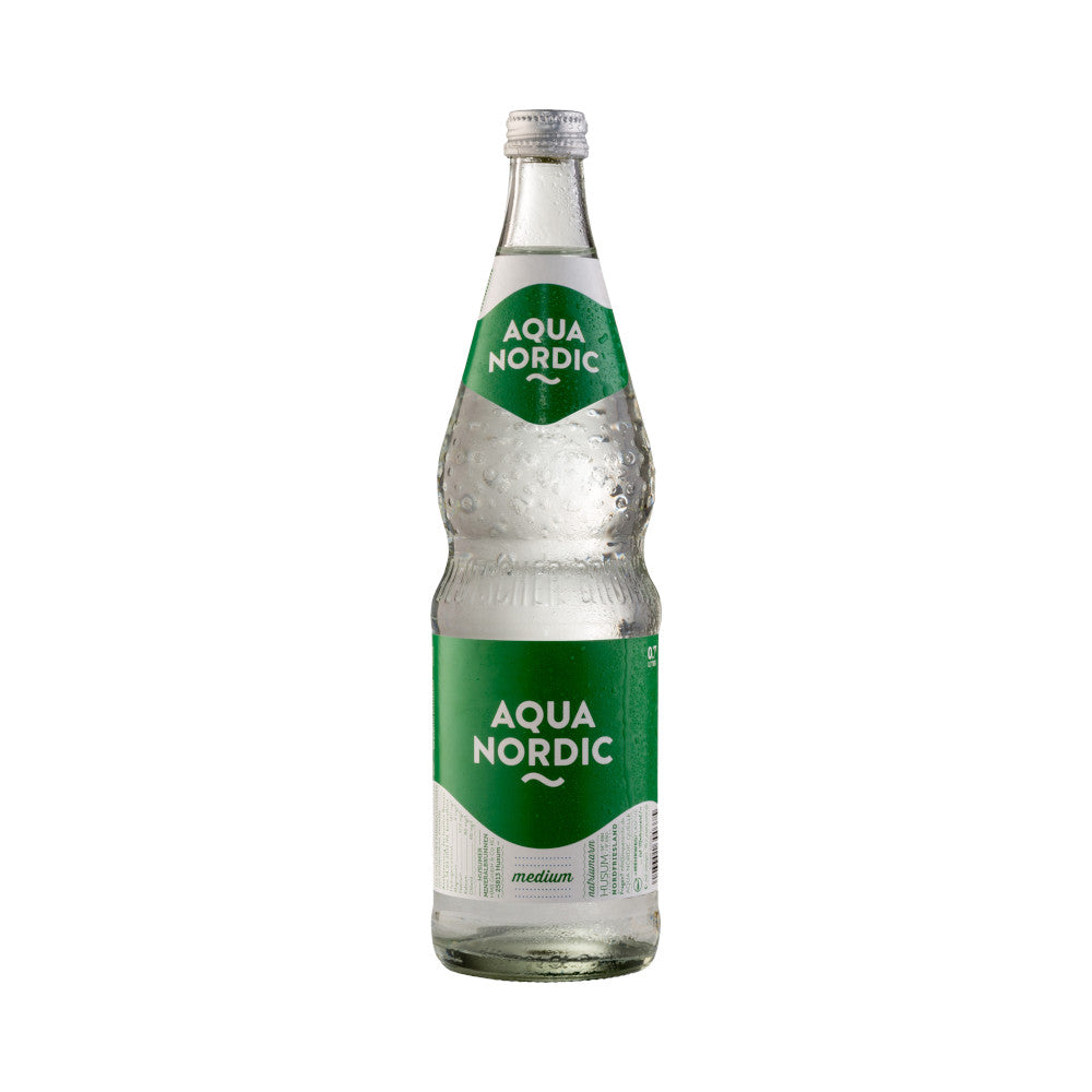 Aqua Nordic Medium 12 x 0,7L (Glas) MEHRWEG Kiste zzgl. 3,30 € Pfand - 0